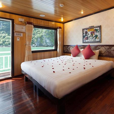 Halong Legacy Cruise Hotel Hạ Long-öböl Kültér fotó
