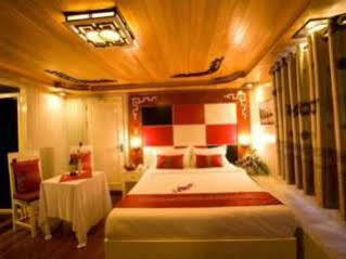 Halong Legacy Cruise Hotel Hạ Long-öböl Kültér fotó