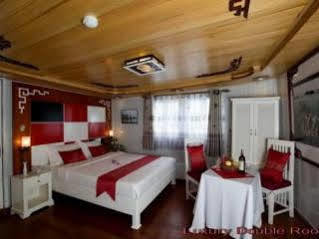 Halong Legacy Cruise Hotel Hạ Long-öböl Kültér fotó