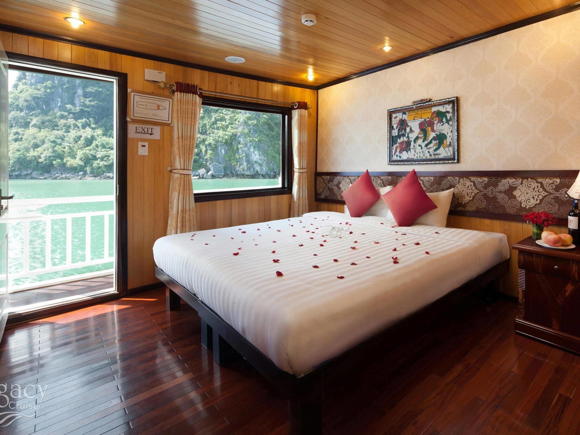 Halong Legacy Cruise Hotel Hạ Long-öböl Kültér fotó